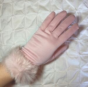 Pink Winter Gloves